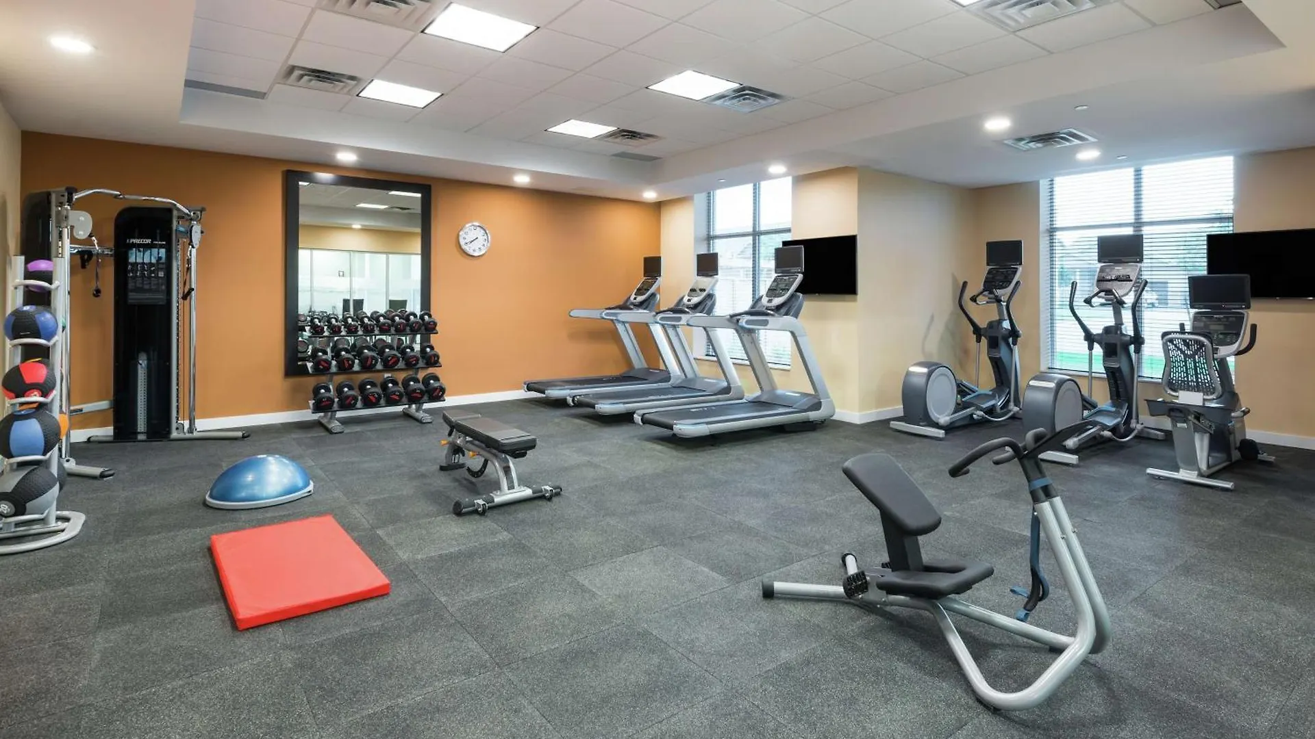 Homewood Suites By Hilton Ottawa Airport Hotel