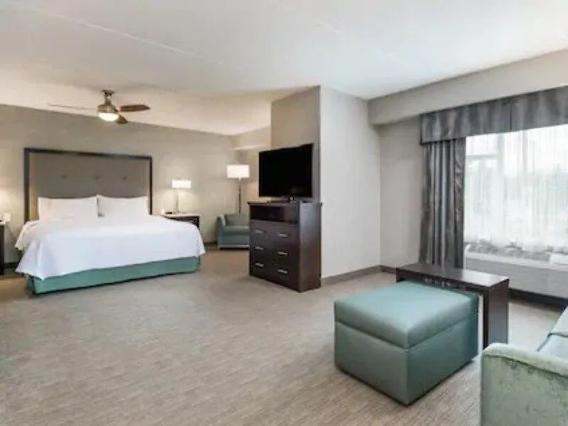 Homewood Suites By Hilton Ottawa Airport Hotel