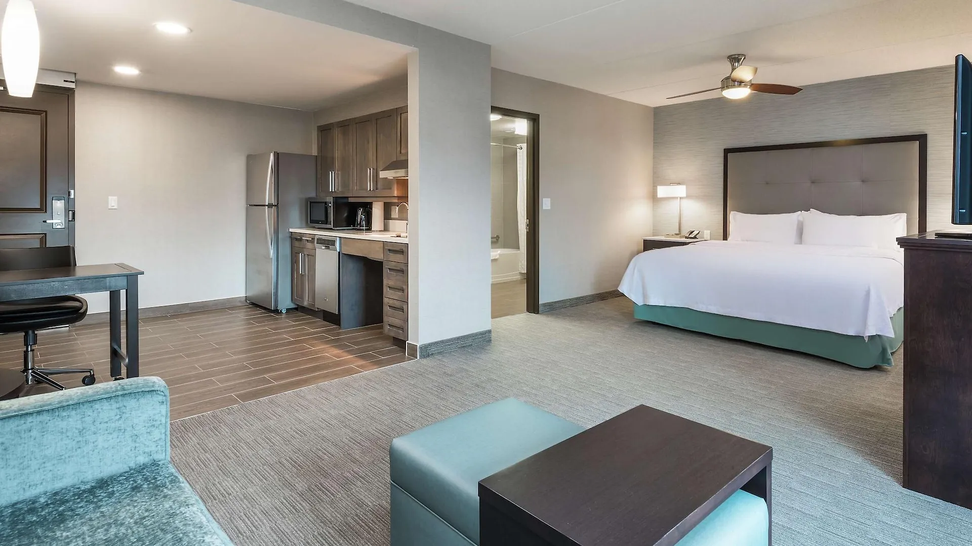 Homewood Suites By Hilton Ottawa Airport Hotel